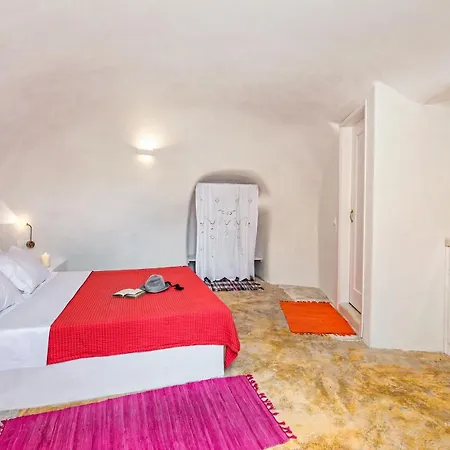 Amelie's Caves By Niko Дом отдыха Foinikia (Santorini)